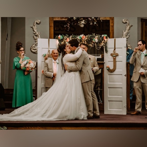 Meet your Posher, Darrien - Picture 2 of 8